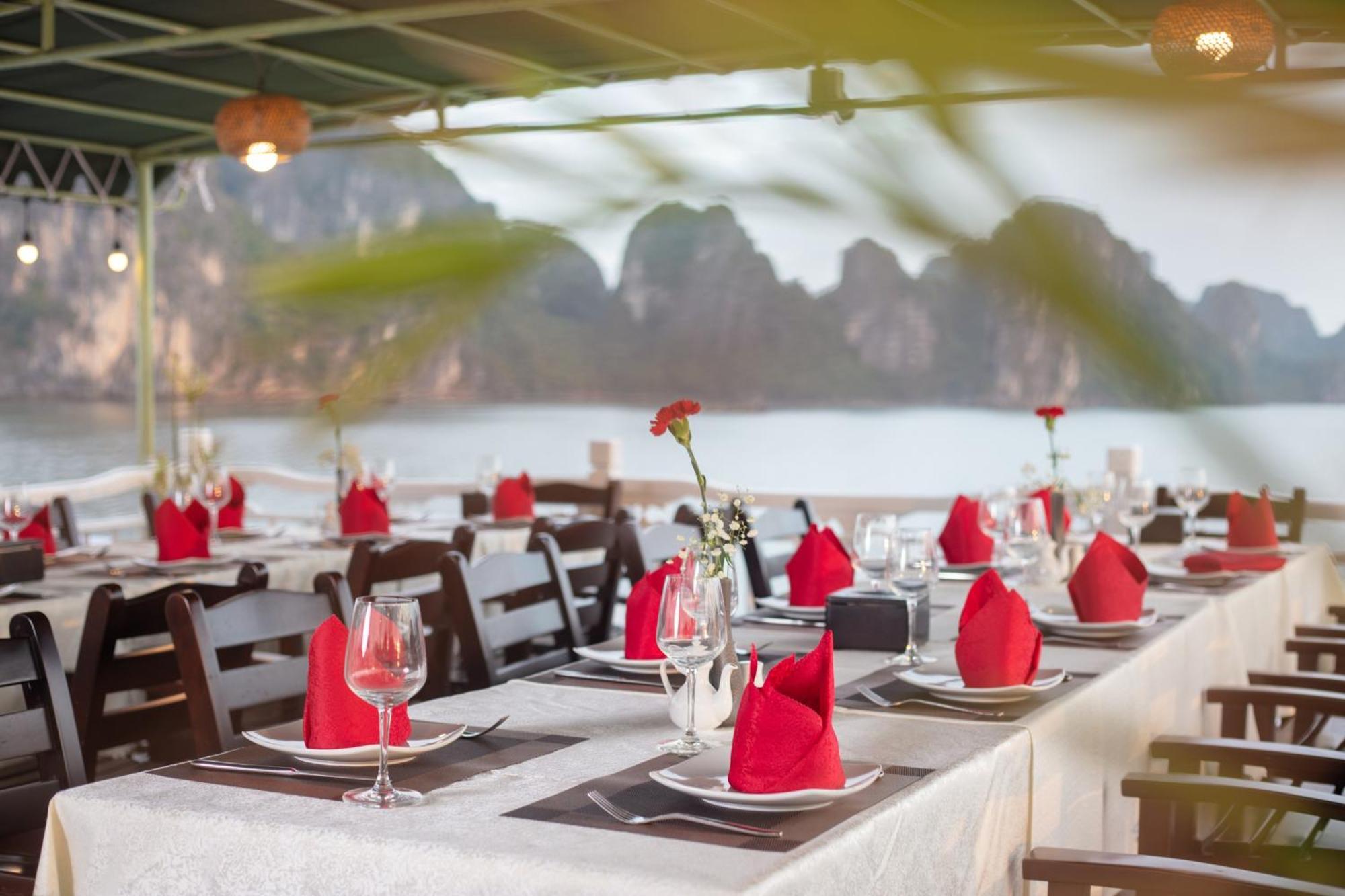 Ruby Cruise Ha Long Exterior foto